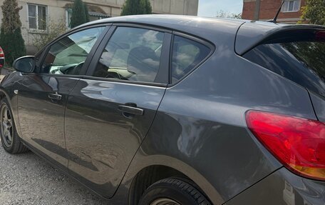 Opel Astra J, 2011 год, 610 000 рублей, 6 фотография