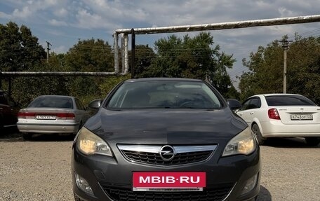 Opel Astra J, 2011 год, 610 000 рублей, 8 фотография