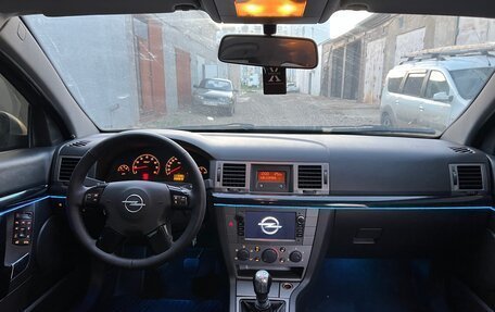 Opel Vectra C рестайлинг, 2004 год, 580 000 рублей, 30 фотография
