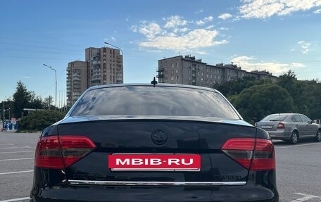 Skoda Superb III рестайлинг, 2013 год, 1 250 000 рублей, 2 фотография