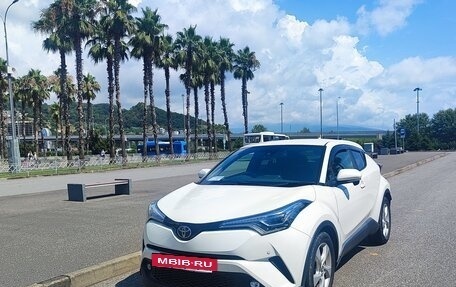Toyota C-HR I рестайлинг, 2018 год, 2 000 000 рублей, 10 фотография