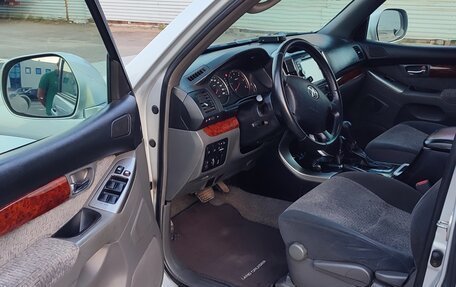 Toyota Land Cruiser Prado 120 рестайлинг, 2004 год, 1 850 000 рублей, 5 фотография