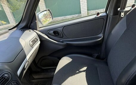 Chevrolet Niva I рестайлинг, 2015 год, 790 000 рублей, 14 фотография