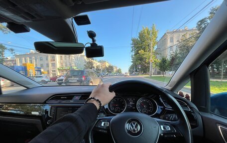 Volkswagen Touran III, 2016 год, 1 513 000 рублей, 6 фотография