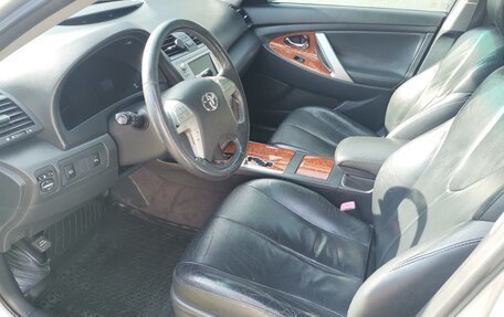 Toyota Camry, 2010 год, 1 100 000 рублей, 9 фотография
