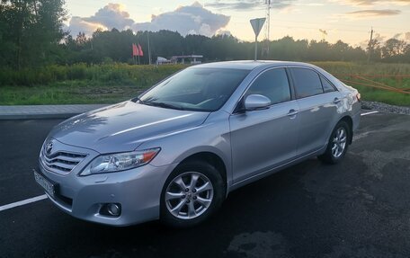 Toyota Camry, 2010 год, 1 100 000 рублей, 3 фотография
