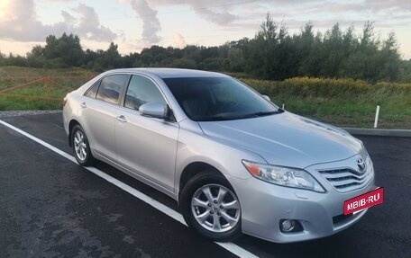 Toyota Camry, 2010 год, 1 100 000 рублей, 5 фотография