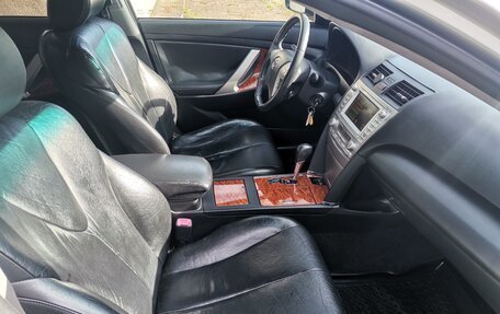 Toyota Camry, 2010 год, 1 100 000 рублей, 10 фотография