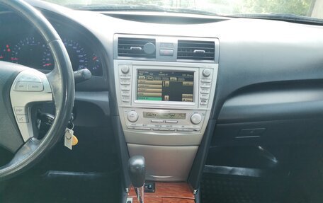 Toyota Camry, 2010 год, 1 100 000 рублей, 13 фотография