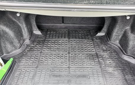 Toyota Camry, 2010 год, 1 100 000 рублей, 18 фотография