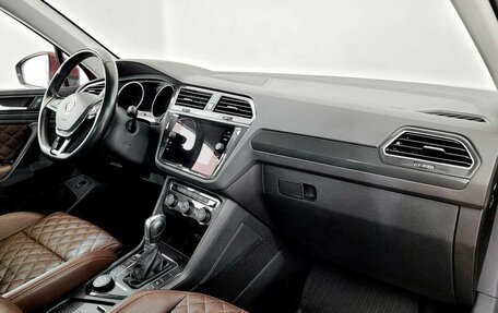 Volkswagen Tiguan II, 2019 год, 2 620 000 рублей, 11 фотография