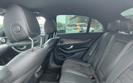 Mercedes-Benz E-Класс, 2021 год, 5 300 000 рублей, 15 фотография