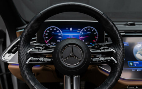 Mercedes-Benz E-Класс, 2023 год, 7 990 000 рублей, 13 фотография