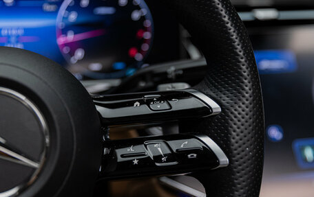 Mercedes-Benz E-Класс, 2023 год, 7 990 000 рублей, 14 фотография