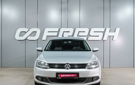 Volkswagen Jetta VI, 2012 год, 1 099 000 рублей, 3 фотография