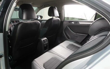 Volkswagen Jetta VI, 2012 год, 1 099 000 рублей, 11 фотография
