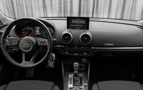 Audi A3, 2019 год, 2 780 000 рублей, 8 фотография