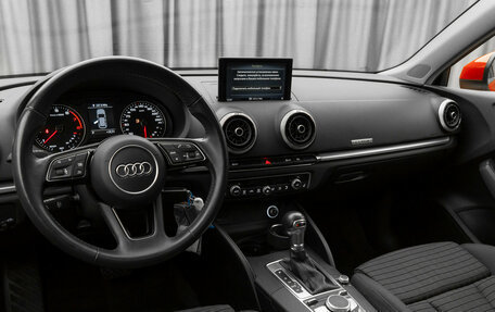 Audi A3, 2019 год, 2 780 000 рублей, 7 фотография