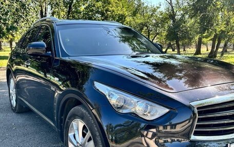 Infiniti QX70, 2015 год, 2 100 000 рублей, 8 фотография
