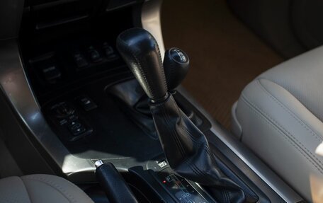 Toyota Land Cruiser Prado 120 рестайлинг, 2008 год, 2 400 000 рублей, 20 фотография
