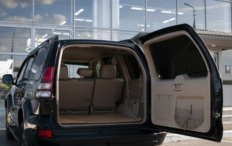 Toyota Land Cruiser Prado 120 рестайлинг, 2008 год, 2 400 000 рублей, 23 фотография