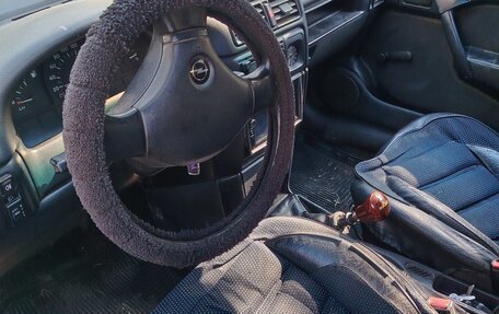 Opel Vectra A, 1991 год, 120 000 рублей, 5 фотография
