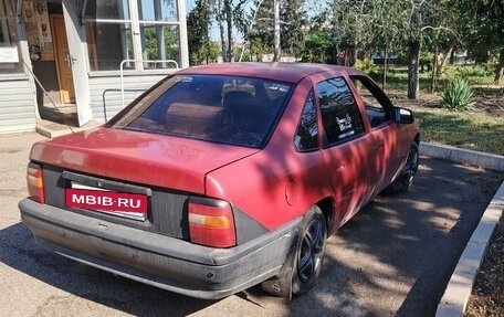 Opel Vectra A, 1991 год, 120 000 рублей, 4 фотография