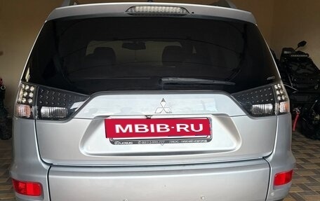 Mitsubishi Outlander III рестайлинг 3, 2010 год, 1 200 000 рублей, 6 фотография