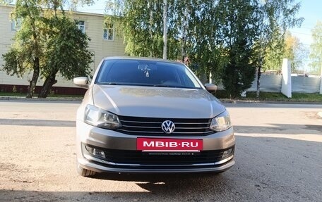 Volkswagen Polo VI (EU Market), 2017 год, 1 350 000 рублей, 2 фотография