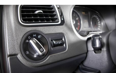 Volkswagen Polo VI (EU Market), 2010 год, 799 000 рублей, 18 фотография