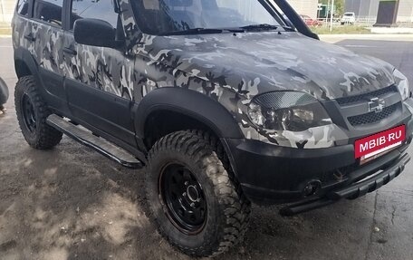 Chevrolet Niva I рестайлинг, 2005 год, 777 000 рублей, 3 фотография