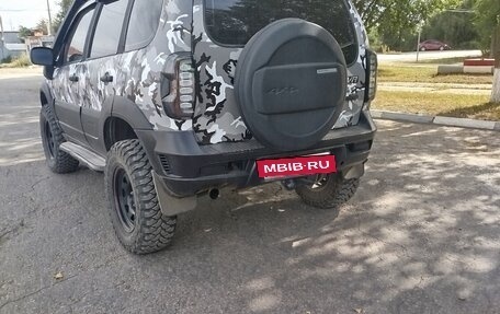 Chevrolet Niva I рестайлинг, 2005 год, 777 000 рублей, 15 фотография