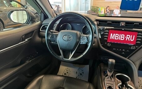 Toyota Camry, 2017 год, 2 449 900 рублей, 14 фотография