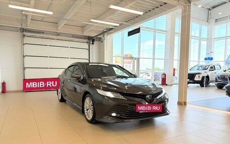 Toyota Camry, 2017 год, 2 449 900 рублей, 8 фотография