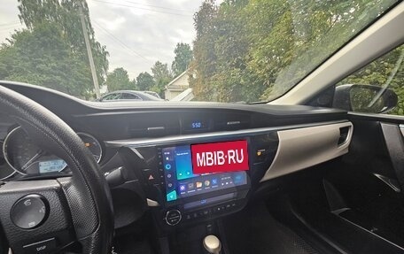 Toyota Corolla, 2013 год, 1 200 000 рублей, 5 фотография