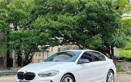 BMW 1 серия, 2023 год, 1 360 000 рублей, 1 фотография