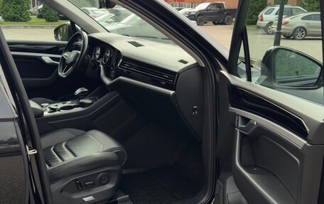 Volkswagen Touareg III, 2021 год, 5 200 000 рублей, 6 фотография