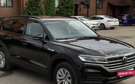 Volkswagen Touareg III, 2021 год, 5 200 000 рублей, 2 фотография