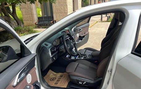 BMW 1 серия, 2023 год, 1 360 000 рублей, 7 фотография