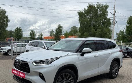 Toyota Highlander, 2026 год, 5 390 000 рублей, 2 фотография