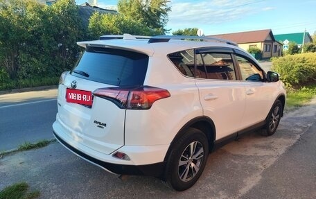 Toyota RAV4, 2015 год, 2 050 000 рублей, 1 фотография