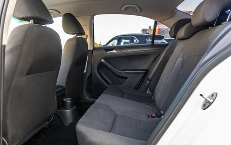 Volkswagen Jetta VI, 2015 год, 998 000 рублей, 28 фотография