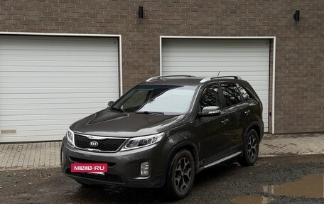 KIA Sorento II рестайлинг, 2013 год, 1 590 000 рублей, 18 фотография