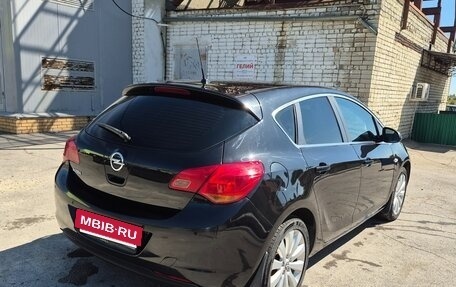 Opel Astra J, 2011 год, 650 000 рублей, 5 фотография