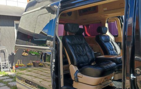 Hyundai Grand Starex Grand Starex I рестайлинг 2, 2011 год, 2 800 000 рублей, 5 фотография