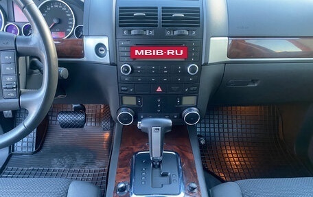 Volkswagen Touareg III, 2008 год, 2 400 000 рублей, 14 фотография