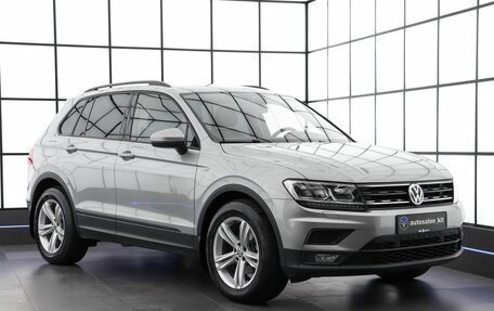 Volkswagen Tiguan II, 2020 год, 2 689 000 рублей, 3 фотография
