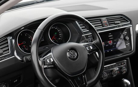 Volkswagen Tiguan II, 2020 год, 2 689 000 рублей, 9 фотография