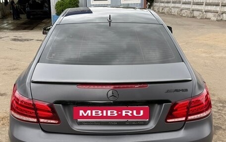 Mercedes-Benz E-Класс, 2013 год, 1 650 000 рублей, 10 фотография