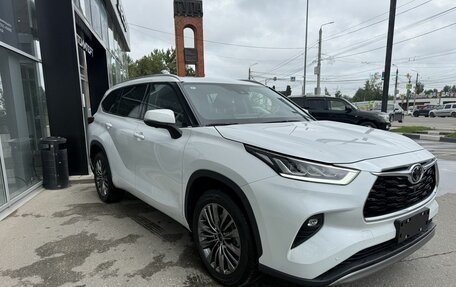 Toyota Highlander, 2026 год, 5 500 000 рублей, 5 фотография